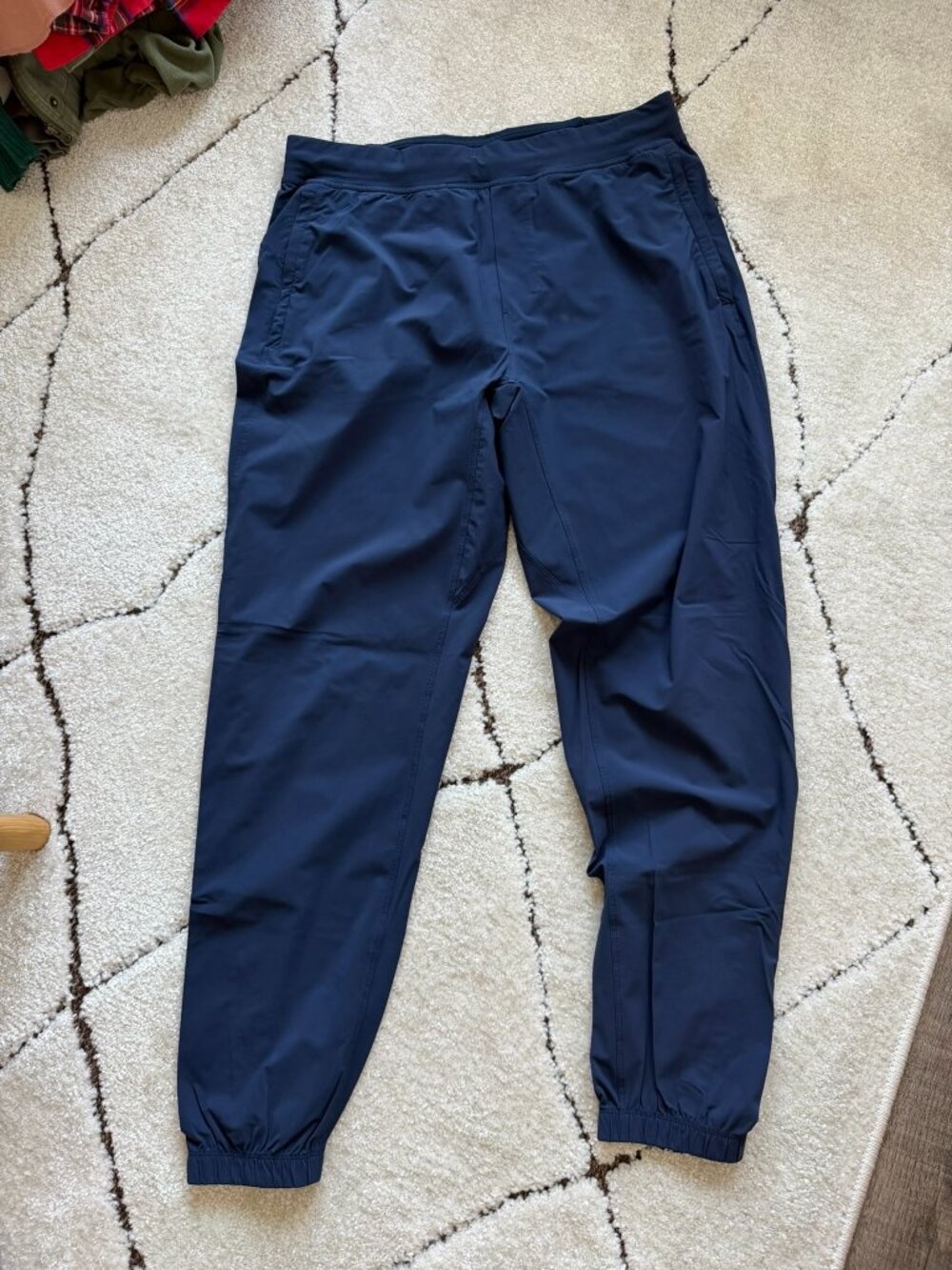 Lululemon Navy Blue Jogger Pants Athletic Training Travel Men's